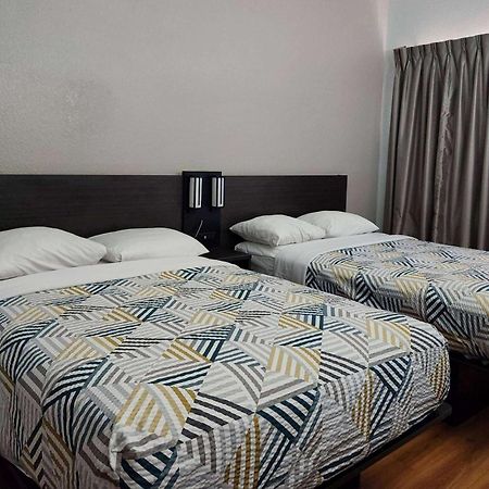Baymont By Wyndham San Antonio Airport Hotel Bagian luar foto