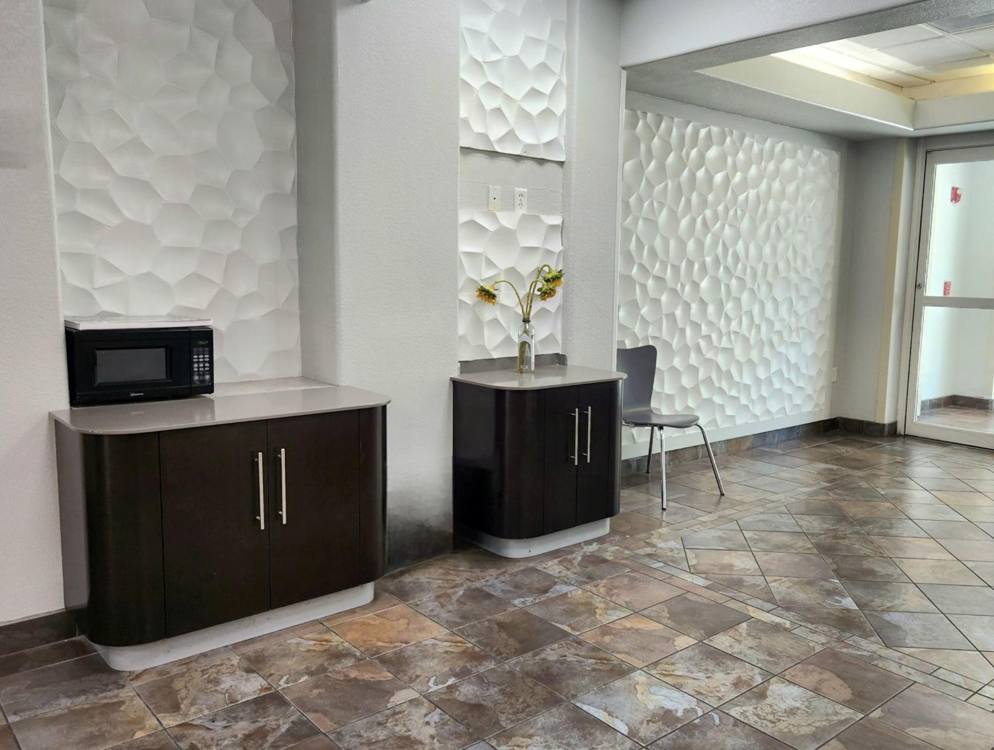Baymont By Wyndham San Antonio Airport Hotel Bagian luar foto