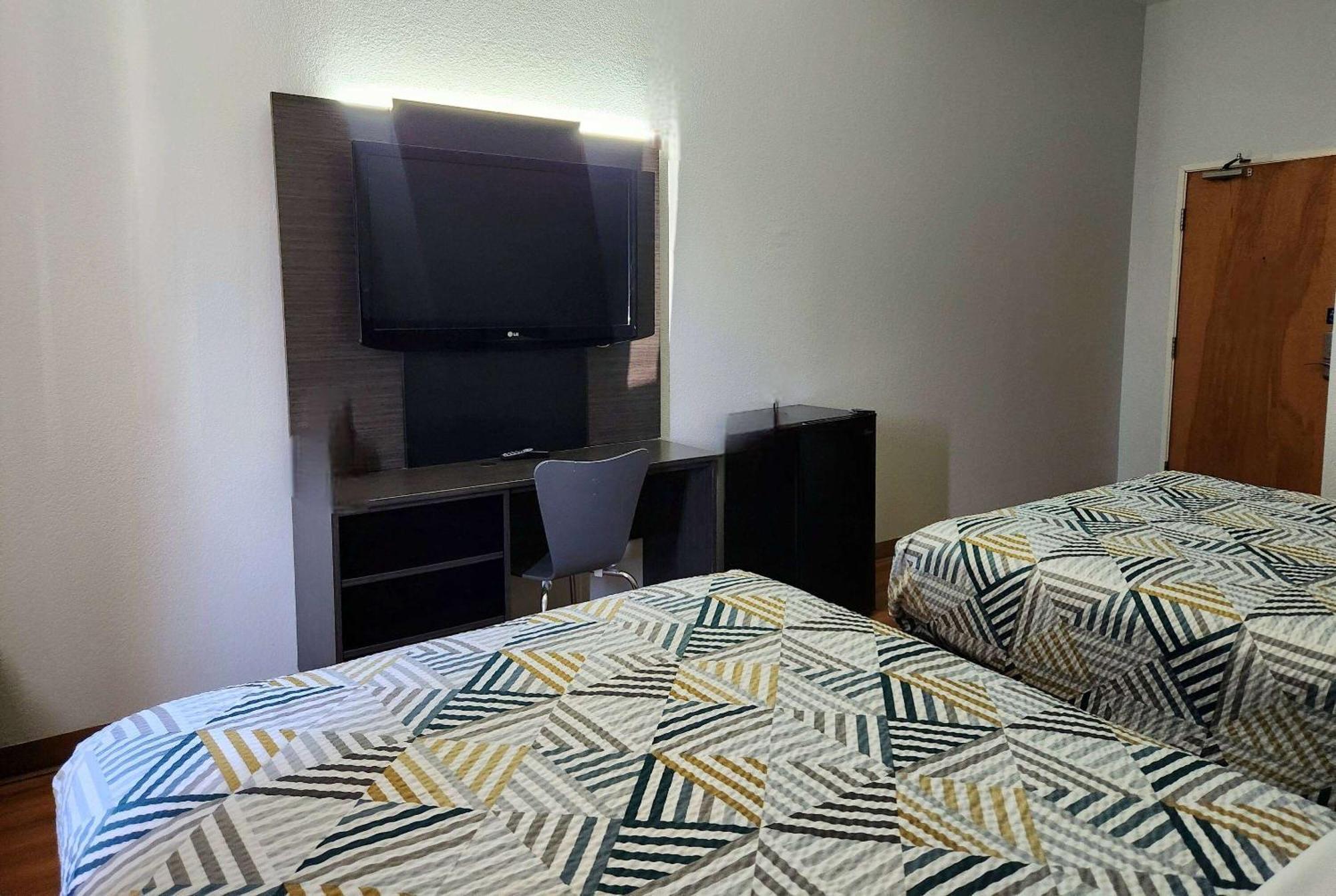 Baymont By Wyndham San Antonio Airport Hotel Bagian luar foto
