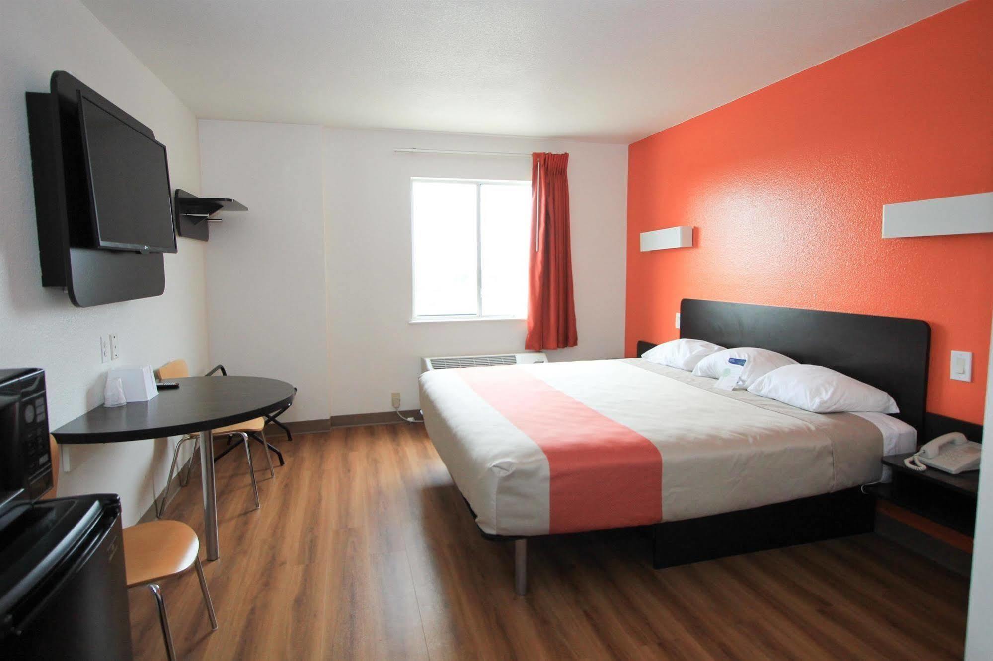 Baymont By Wyndham San Antonio Airport Hotel Bagian luar foto